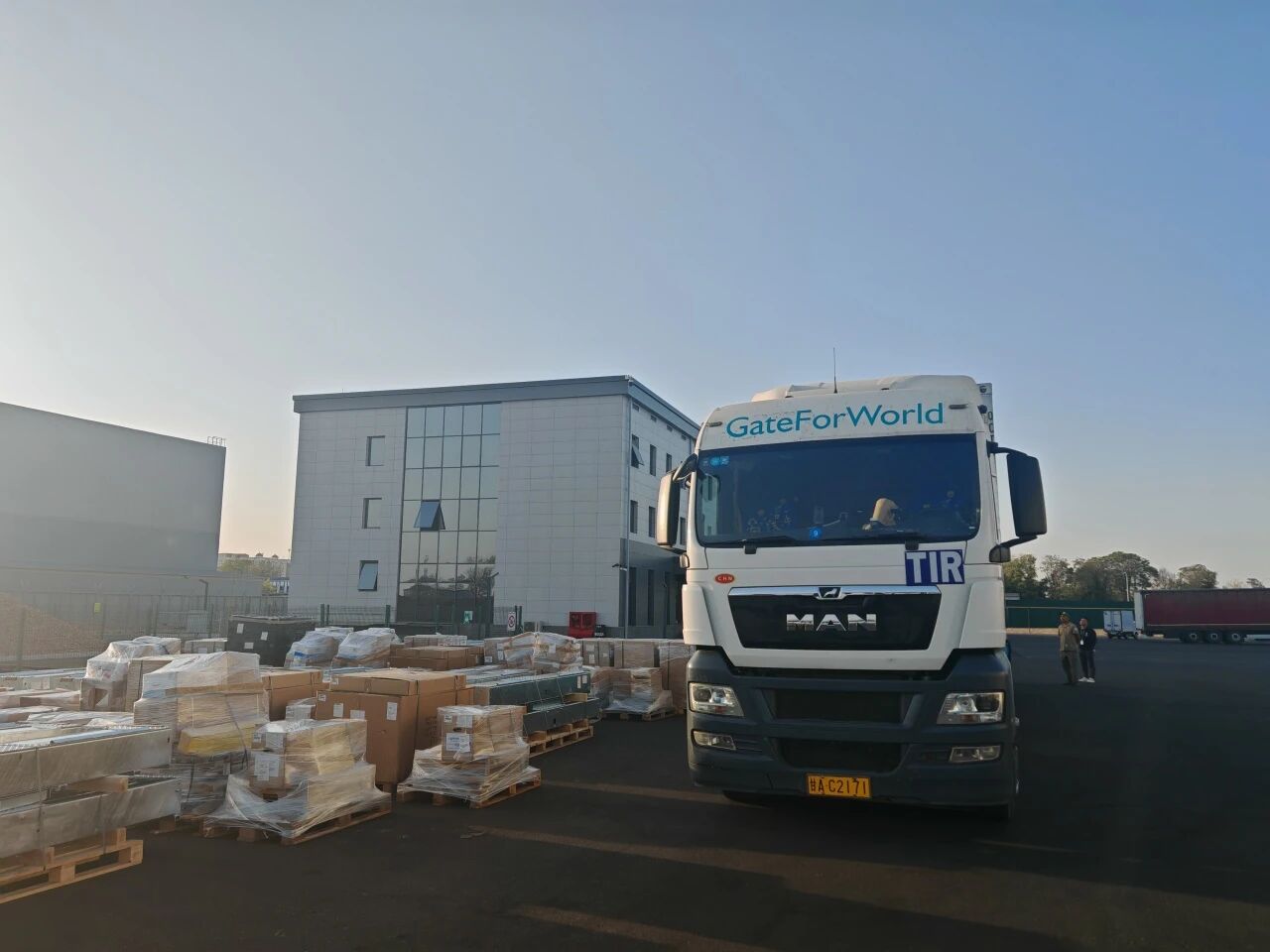 202512041764841097265385.jpg f4077d1891f28c791b612e0932fed37e.jpg