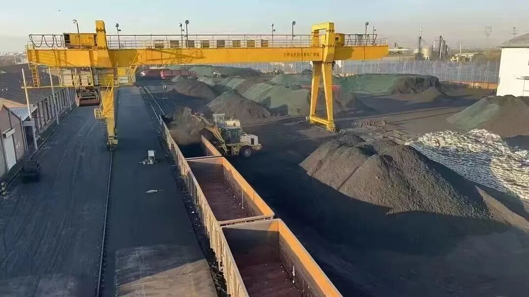 202512151765767550286641.jpg 81566efd86b59c0dbc9397278827a82a.jpg