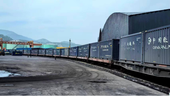 202512151765768192769429.jpg a22151cecf5d2b53228680e589589437.jpg